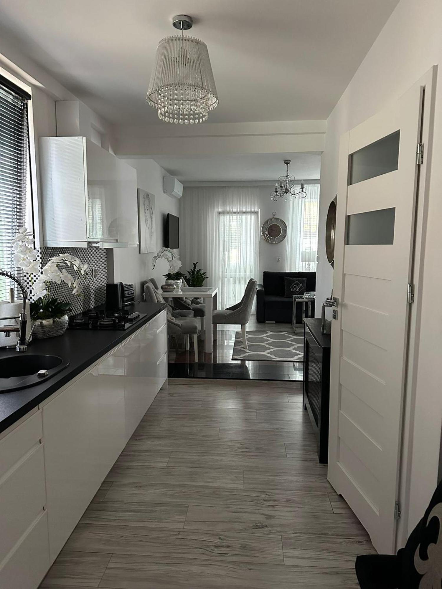 Apartament Glamur ミエンジズドロイェ エクステリア 写真
